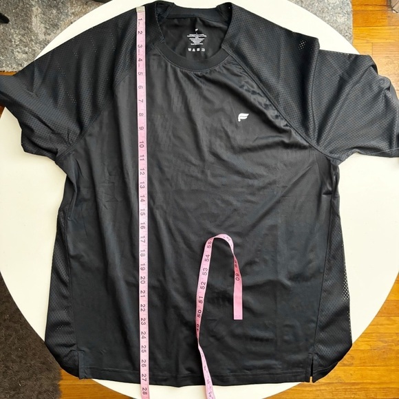 Fabletics Men’s Rec Mesh Tee Size Large Black New - Picture 2 of 10